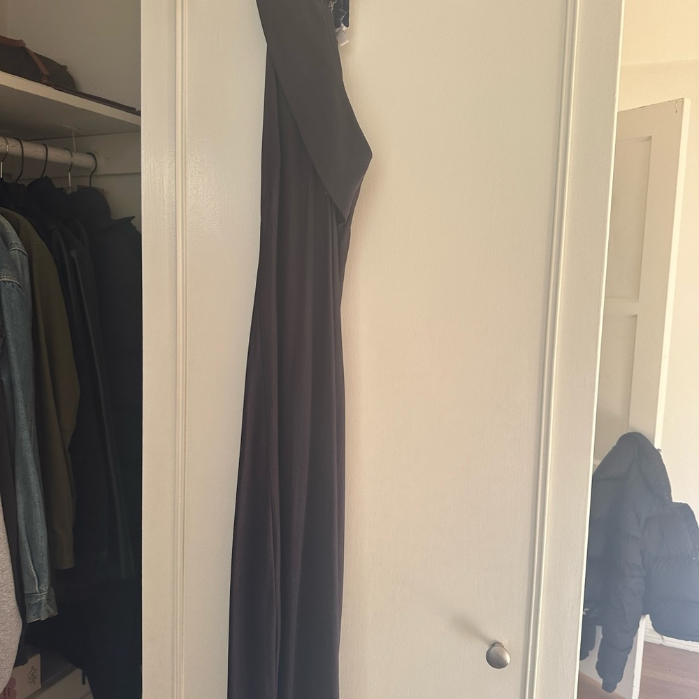 Galvan - Picture 2 of 14